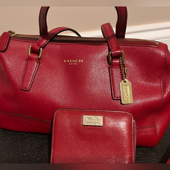 Coach Saffiano Small Red Leather Satchel/Crossbody with matching wallet - Picture 8 of 9